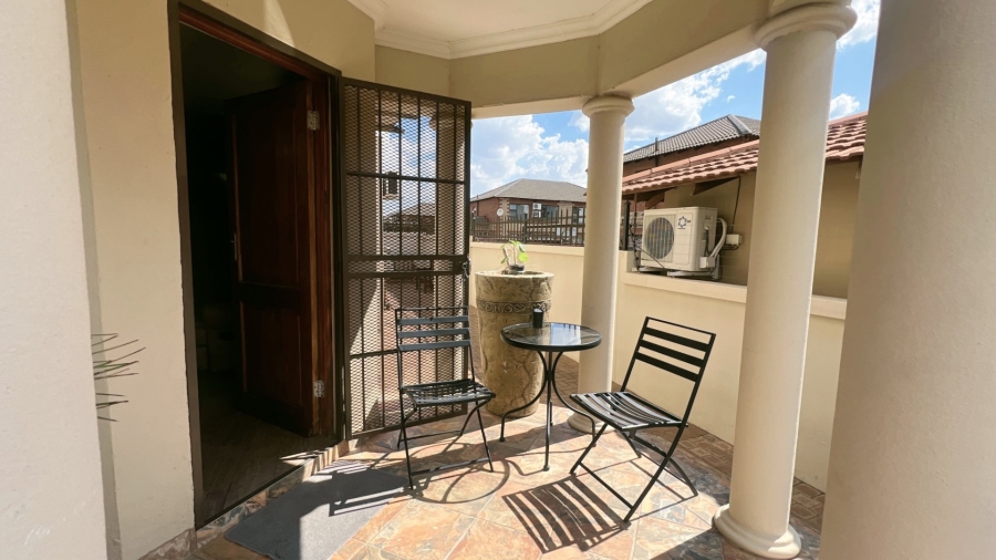 3 Bedroom Property for Sale in Langenhovenpark Free State